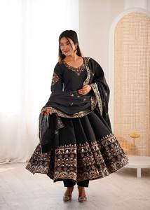 Kurta/Kurti Moderna de Seda Romana India/Pakistaní de Secado Rápido y Corte Regular para Mujer, Ideal para Bodas/Fiestas - Product Image 5