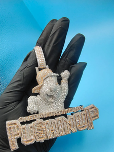 Colgante de Estatua Personalizado de Plata de Ley 925 con Diamantes de Moissanita VVS, Estilo Hip Hop, Joyería con Nombre Personalizado - Product Image 6