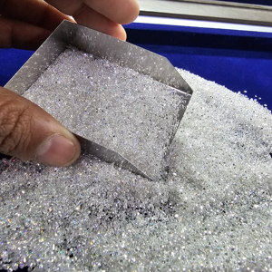 Diamantes Redondos Brillantes HPHT de 0.12ct a 0.15ct, Color F, Pulidos, Sintéticos, para Joyería, Venta al Por Mayor - Product Image 1