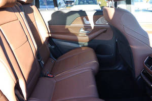 รถยนต์เมอร์เซเดส-เบนซ์ GLS 450 ปี 2024 มือสองสภาพดี - Product Image 2