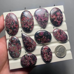 Eudialita Natural 100% de Alta Calidad al por Mayor, Cabujón de Piedra Preciosa Suelta para Fabricación de Joyas - Product Image 1