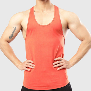 Camiseta sin mangas de poliéster transpirable de punto con cuello redondo para hombre, color coral sólido, cómoda, superventas 2026, para uso casual y deportivo. - Product Image 1