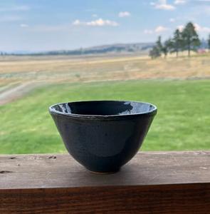 Tazón de Cerámica Verde Oliva para Aperitivos, Estilo Rústico, Acabado Liso, Diseño Compacto, Duradero, Apto para Alimentos, Ideal para Salsas, Frutos Secos y Postres - Product Image 5