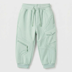 Nouveau pantalon cargo tendance pour enfants, fermeture boutonnée, couleur unie, coupe ample, léger et respirant en tissu peigné, vente en gros - Product Image 1