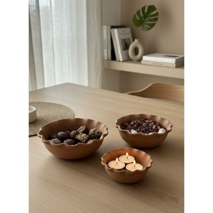 Cuenco grande de cerámica decorativo moderno, blanco, con borde ondulado orgánico, para frutas, para la isla de la cocina, centro de mesa de lujo, decoración del hogar - Product Image 2