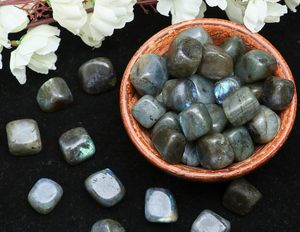 Pierres Roulées Naturelles de Labradorite 18-25mm, Gemmes Polies pour la Fabrication de Bijoux, Artisanat, Décoration Intérieure, Feng Shui, Usage Religieux, Vente en Gros - Product Image 4