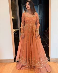 LAHENGA <b>TOP</b> DUPATTA STAR GEORGETTE 3 MM SEQUNCE ZARI THREAD EMBROIDERY WORK SUIT LONG SLEEVE ALL SEASONS VISHNU K DESIGNS - Product Image 4
