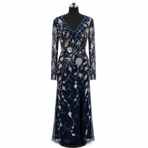 Vestido de Noche Largo de Lujo para Mujer, Color Azul Marino, Bordado, Elegante, Cuello en V, Manga Larga, Diseño Premium, para Fiestas y Bodas - Product Image 1