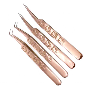 แหนบต่อขนตา KAAMIR INSTRUMENTS สลักลายด้วยเลเซอร์ ด้ามจับลายกุหลาบทอง ทำจากสแตนเลส ปลายเรียบ 90 องศา - Product Image 3