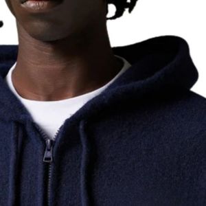 Sweat à capuche zippé en tricot bleu marine avec emblème – Confortable et élégant pour hommes et femmes, idéal pour les tenues décontractées et le quotidien - Product Image 4