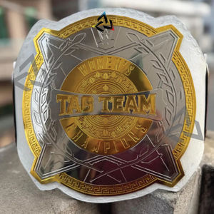 Cinturón de Campeonato Personalizado W-W-E para Equipos Femeninos, 2 mm, Latón, Talla Adulto - Placas Metálicas Chapadas en Oro y Correa de Cuero - Product Image 6