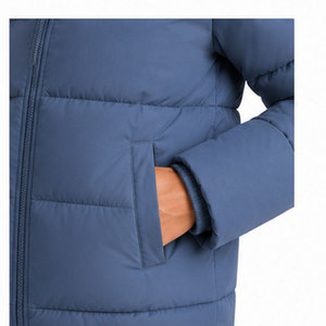 Abrigo de Invierno para Mujer con Ribete de Piel Sintética, Acolchado Térmico y Protección Impermeable y Cortavientos para Climas Fríos - Product Image 5