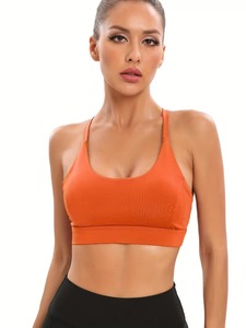Soutien-gorge de sport léger et sans coutures pour femme, respectueux de l'environnement, avec bretelles en Y - Soutien moyen, idéal pour le yoga et l'entraînement - Product Image 2