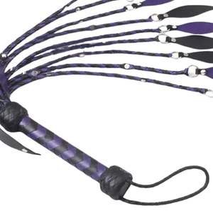 Flogger en cuir de mouton véritable avec poignée ergonomique et lanières souples, boucle en acier, largeur 2,5 cm, pour jeux d'impact BDSM - Product Image 2