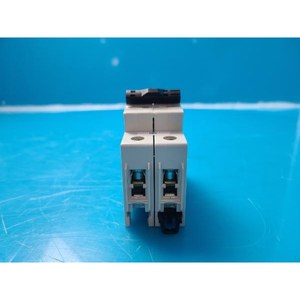 Interruptor de Circuito en Miniatura ABB Serie S200 S202U K10A, Usado, Piezas de Equipos Semiconductores Legados - Product Image 2