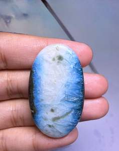 Vente en gros de pierres précieuses naturelles de qualité supérieure, cristal blanc bleu glacier, cabochons de formes variées, pour la fabrication de bijoux - Product Image 2