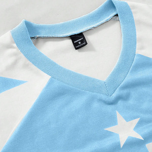 Camiseta Casual Oversize Estilo Jersey de Fútbol Americano con Cuello en V para Hombre, Diseño Gráfico con Número, Estilo Y2K, Servicio OEM Personalizado, Hecho en EE. UU. - Product Image 4