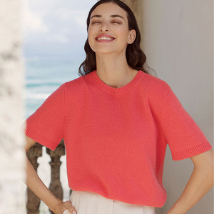 เสื้อถักไหมพรมแขนสั้นคอกลมสำหรับผู้หญิง สไตล์มินิมอล ทรงหลวม สีพื้น ใส่ได้ในฤดูใบไม้ร่วง - Product Image 6