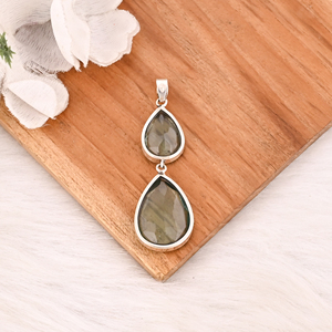 Pendentif en argent sterling 925 fait main avec améthyste verte hydro, serti clos, forme poire, bijoux fins - Product Image 5