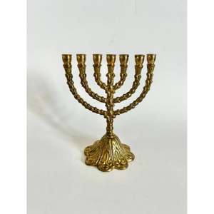 Prix de gros Ménorah de luxe à 9 bras en métal, Décoration de Hanouka, Artisanat métallique, Décoration de mariage et de table - Product Image 3