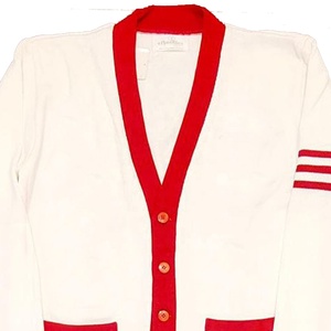 Vente en gros de cardigan en tricot doux et confortable en acrylique 100% avec logo brodé personnalisé, lettres grecques, pull de sororité pour femmes, hiver - Product Image 2