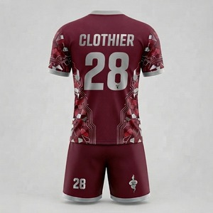 Ensemble de maillots de football pour hommes à prix de gros, impression par sublimation, polyester respirant, uniforme de football pour adultes en vente - Product Image 4