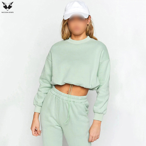Ensemble sweat-shirt court et pantalon de jogging pour femme, tenue de sport deux pièces tendance pour le fitness, le streetwear et le quotidien - Product Image 2