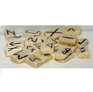 Dés de jeu artisanaux en corne et os, dés cubiques en corne de buffle avec design et taille personnalisables - Product Image 2