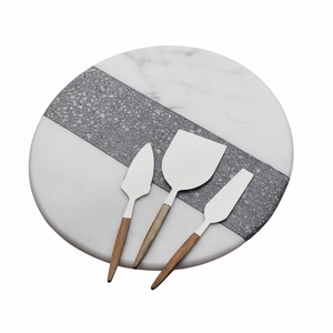 Juego de 3 cuchillos para queso con mango de madera creativo, acabado en acero inoxidable dorado, elegantes herramientas para servir en tablas de charcutería para el hogar y hoteles. - Product Image 4