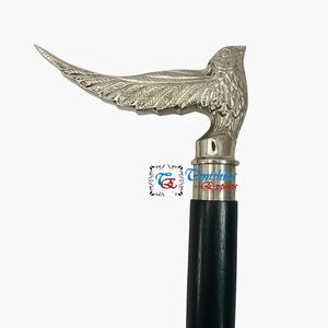 Canne de marche vintage en bois massif argenté de forme ronde avec poignée en laiton et en bois TANISHKA EXPORTS Uttarakhand - Product Image 1