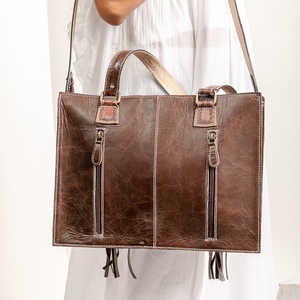 Nuevo Bolso de Hombro Bohemio de Cuero Genuino con Tallado Floral Hecho a Mano, de Alta Calidad, Impermeable, con Flecos de Piel de Vaca Auténtica - Product Image 3
