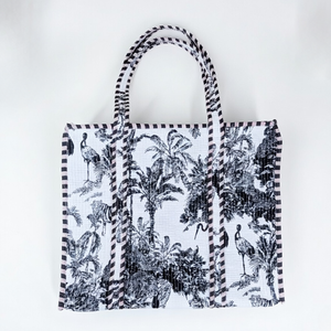 Bolso Tote Casual con Estampado Floral, Bolso de Hombro de Fibra de Algodón Blanco y Negro con Ribete en Contraste, Bolso de Compras de Alta Calidad - Product Image 1
