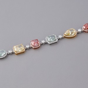 Bracelet de luxe pour femme en argent sterling massif 925 plaqué rhodium avec diamant fantaisie de couleur cultivé en laboratoire, taille poire - Product Image 3