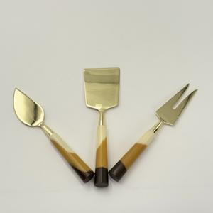 Juego de 3 utensilios portátiles de acero inoxidable para queso con mango de resina, incluye rebanador de queso y esparcidor de mantequilla. Fabricante. - Product Image 5