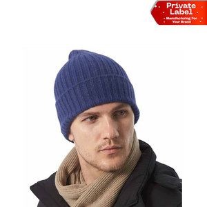 Gorro de Punto Jacquard con Hilo Grueso, Gorro de Invierno Acrílico Suave al Tacto, Gorro de Punto con Doble Pliegue y Patrón Geométrico Estético - Product Image 1