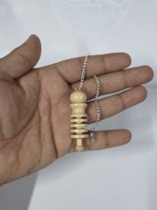 Pendule en bois de palissandre ISIS 4 fait main pour la radiesthésie - Métaphysique, Nouvelle Ère, Prix raisonnable chez Amayra Crystals Exports - Product Image 6