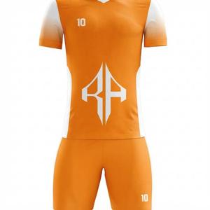 Conjunto de Uniforme de Fútbol con Cuello en V para Hombre, Manga Corta, 100% Poliéster, Logotipo Blanco, Corte Regular, Cierre de Pullover, Transpirable - Product Image 6