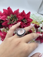 Cincin Lebar Oval Batu Kuarsa Mawar Berlapis Perak 925 Buatan Tangan Batu Permata Merah Muda Trendi Unisex Grosir