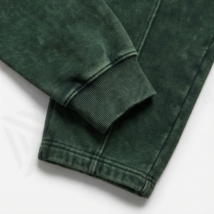 Conjunto Deportivo Casual con Efecto Desgastado, Logotipo Serigrafiado en Algodón, Pantalones con Corte Apilado, Sudadera con Capucha Oversize, Ropa Urbana para Hombre - Product Image 6