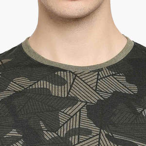 T-shirt décontracté pour homme à col rond, imprimé camouflage, manches courtes, coupe classique, tissu tricoté, design respirant - Product Image 3
