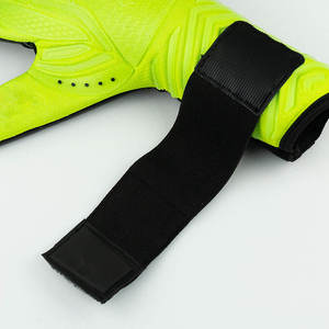 Custom Professional Leather Goalkeeper Gloves High Quality <b>Full</b> Finger Waterproof Non <b>Slip</b> Adjustable Wrist Strap Outdoor - Product Image 5