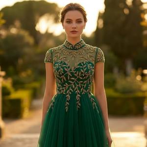 Vestido de Cóctel Verde Esmeralda al por Mayor, Vestido de Noche Corto con Bordado Dorado para Boutique, OEM, Personalizado, para Damas, Fiesta, Graduación - Product Image 3