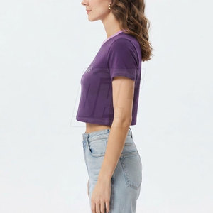 T-shirts courts pour femmes, style streetwear, tissu léger et doux, adaptés au sport, aux tenues décontractées et au style de mode quotidien. - Product Image 3