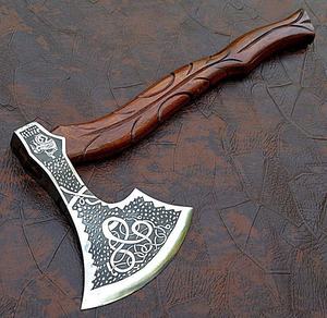 Hache Tomahawk de style Viking Jahangir Enterprise avec manche en bois sculpté et lame en acier au carbone forgé de qualité industrielle, personnalisable - Product Image 1