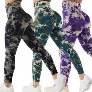 Leggings de tela suave y lisa diseñados para yoga, fitness y un estilo de vida activo y cómodo para el día a día. - Product Image 4
