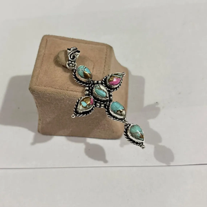 Pendentif croix en argent sterling et turquoise couleur bonbon, collier statement style sud-ouest, cadeau bohème pour femme - Product Image 2