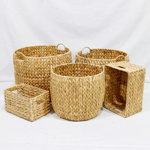 Mejor Proveedor: Set de 5 Cestas de Jacinto de Agua Sostenibles (3 + 2 Rectangulares) Tejidas a Mano con Asas, Decorativas y Personalizables - Product Image 4