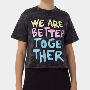 เสื้อยืดโอเวอร์ไซส์แขนสั้นแบบใหม่สำหรับผู้หญิง สไตล์วินเทจฟอกสี  คอลเลคชั่นฤดูร้อน ทรงหลวมไหล่ตก - Product Image 1