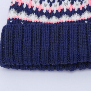 Bonnet en tricot unisexe avec pompon personnalisé de haute qualité, logo brodé, doublure en polaire, bonnet chaud d'hiver avec pompon - Product Image 4