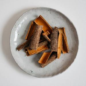 Mejor Precio, Más Vendido, Calidad Premium, Suministro de Fabricante Vietnamita, Canela de Saigón Rota Empacada en Caja de 20 kg - Product Image 1